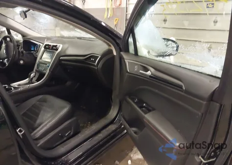 2016 Ford Fusion Hybrid Se z USA, uszkodzony, nr VIN 3FA6P0LU7GR204041